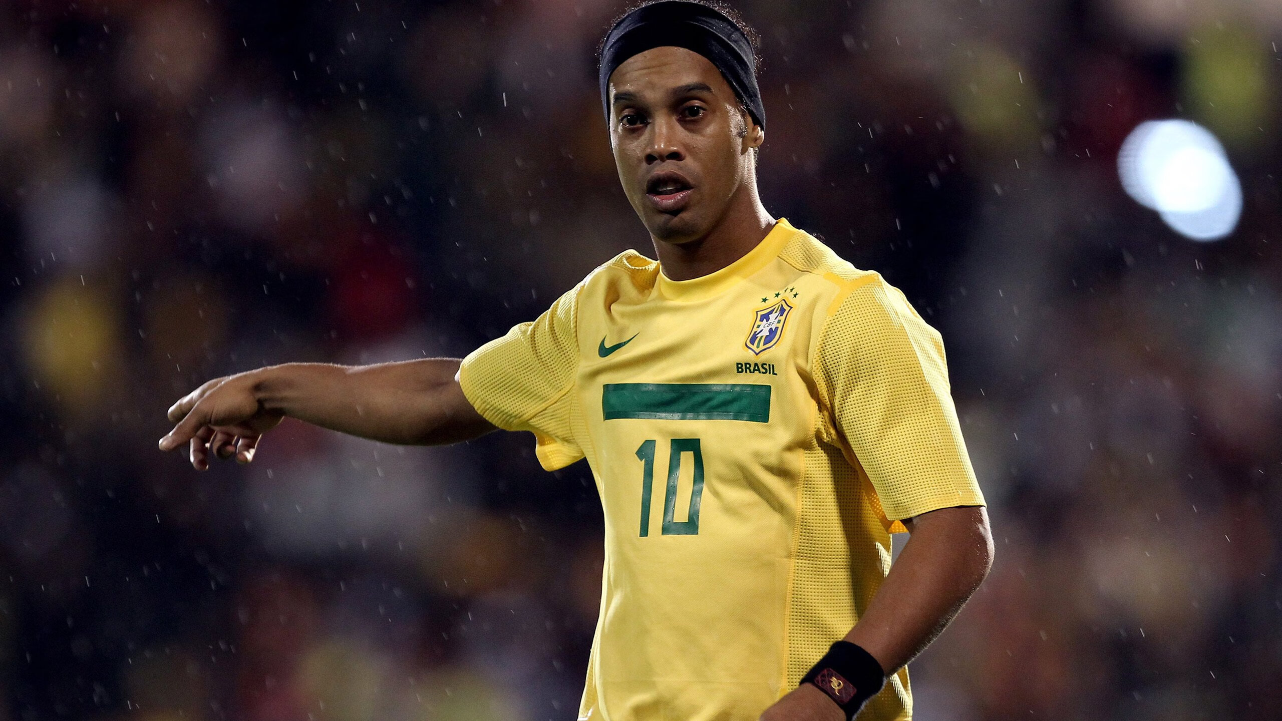 开云官网-欧冠半决赛之夜，恩比德关键制胜，跨界胜利背后的精神图腾